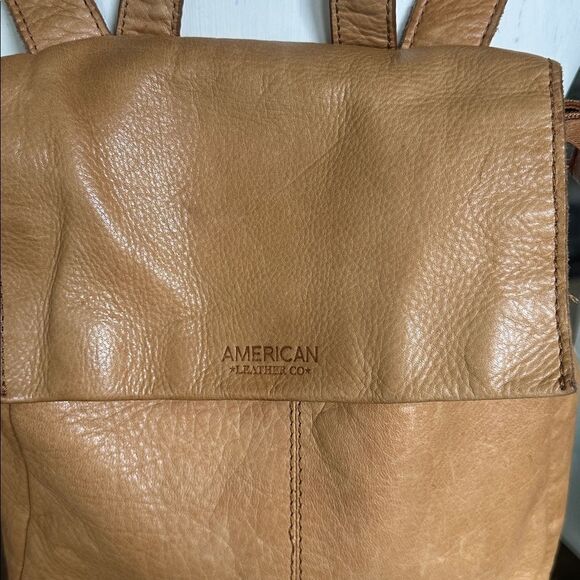 AMERICAN LEATHER CO. Genuine Leather Liberty Backpack Cafe Latte main image 6